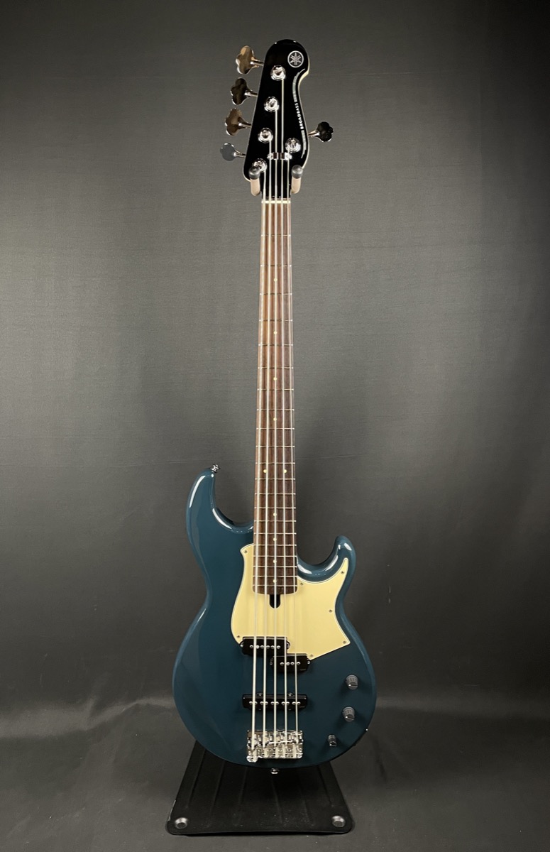 Yamaha USED Yamaha BB425 5 String Bass In Teal Blue - Used