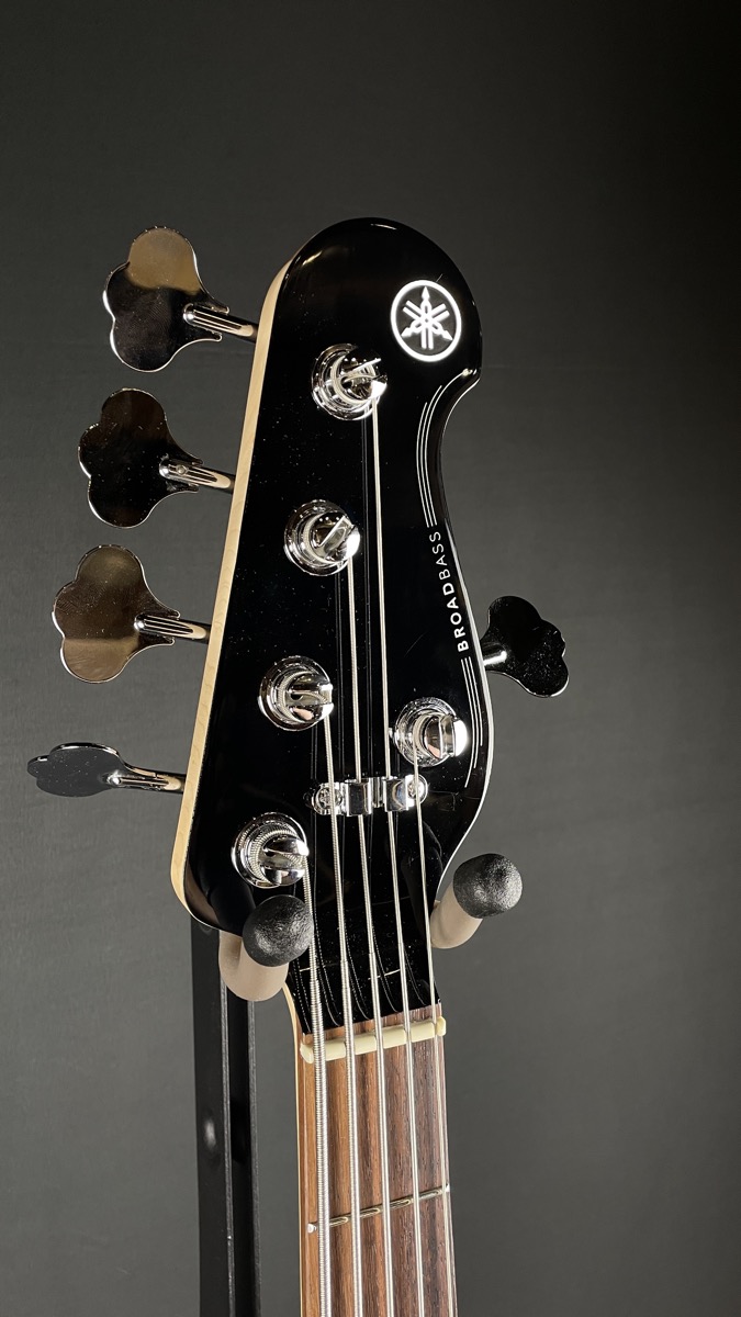 Yamaha USED Yamaha BB425 5 String Bass In Teal Blue - Used