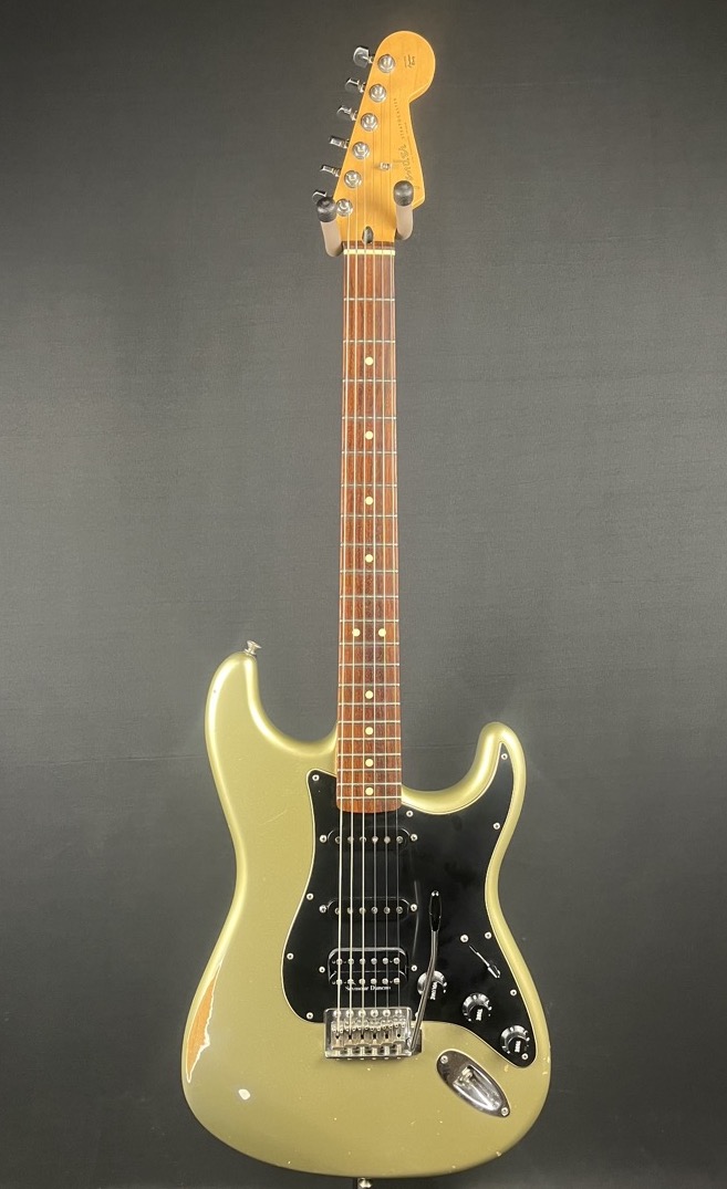 Fender USED Fender 2010 Inca Silver Road Worn HSS Strat w/Gigbag - CONSIGNMENT - Used
