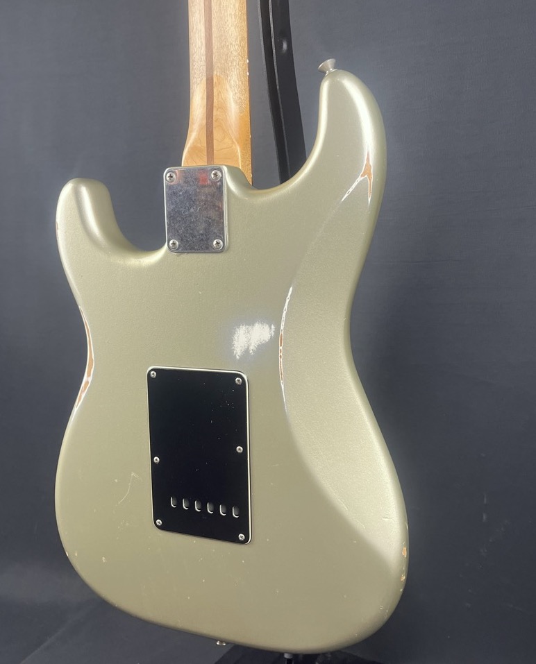 Fender USED Fender 2010 Inca Silver Road Worn HSS Strat w/Gigbag - CONSIGNMENT - Used