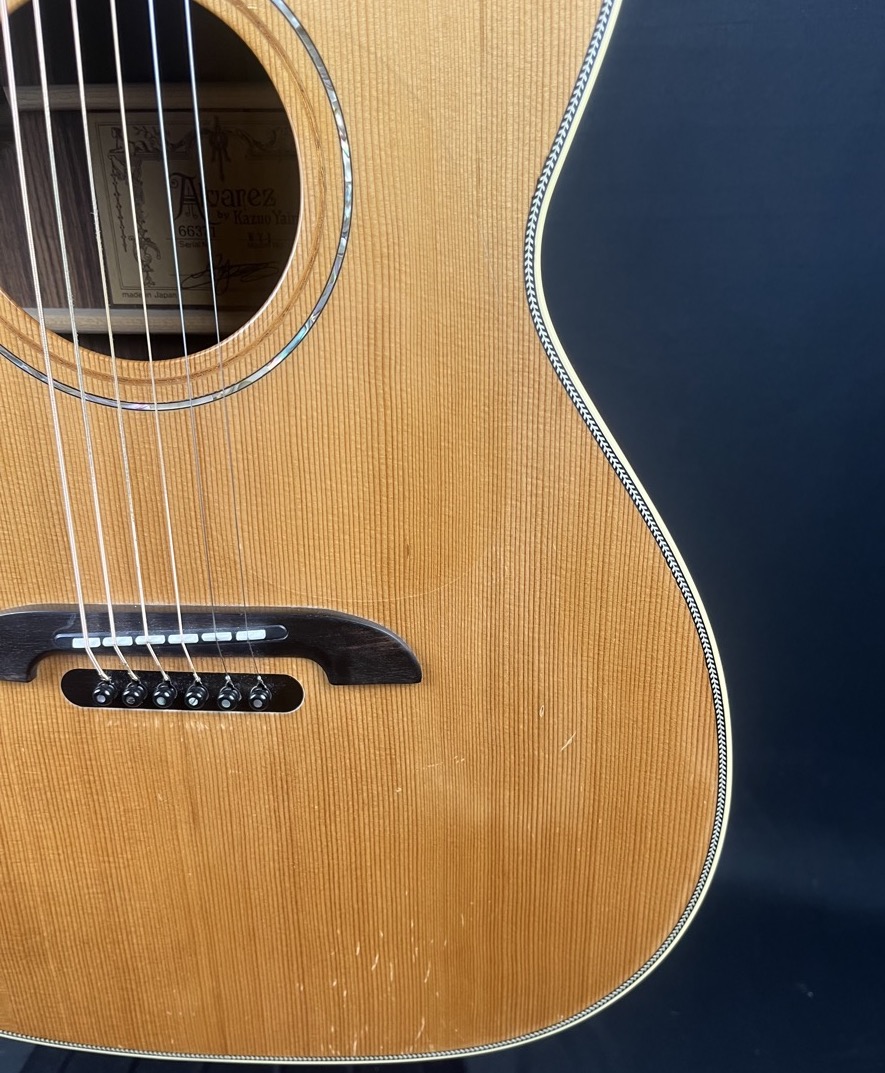 Alvarez USED Alvarez K. Yairi WY1 "Bob Weir"  w/case - CONSIGNMENT - Used