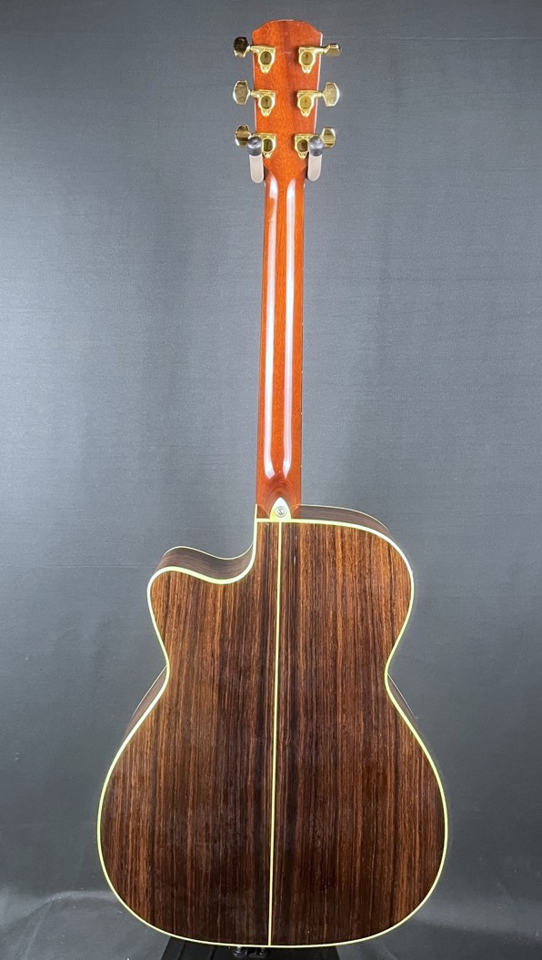 Alvarez USED Alvarez K. Yairi WY1 "Bob Weir"  w/case - CONSIGNMENT - Used