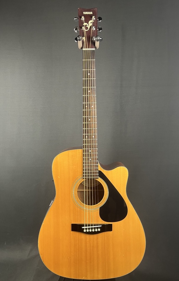 Yamaha USED Yamaha FG411-SC Acoustic Electric Dreadnought - Used