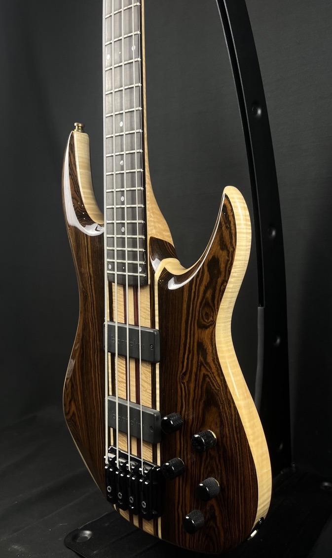 Misc USED Lado Studio Bass 4 String Bass w/case - CONSIGNMENT - Basses