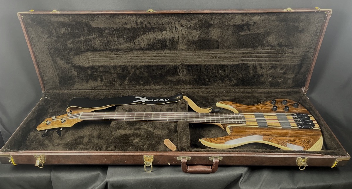 Misc USED Lado Studio Bass 4 String Bass w/case - CONSIGNMENT - Basses