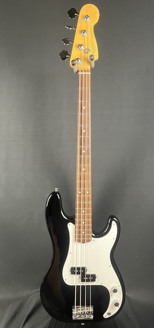 USED Fender 2016 American Standard P-Bass  &hellip;
