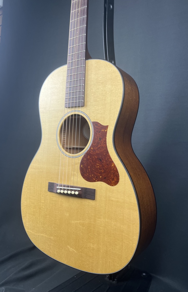 Misc USED IRIS RCM-000 12th Fret Acoustic w/OHSC - CONSIGNMENT - Used