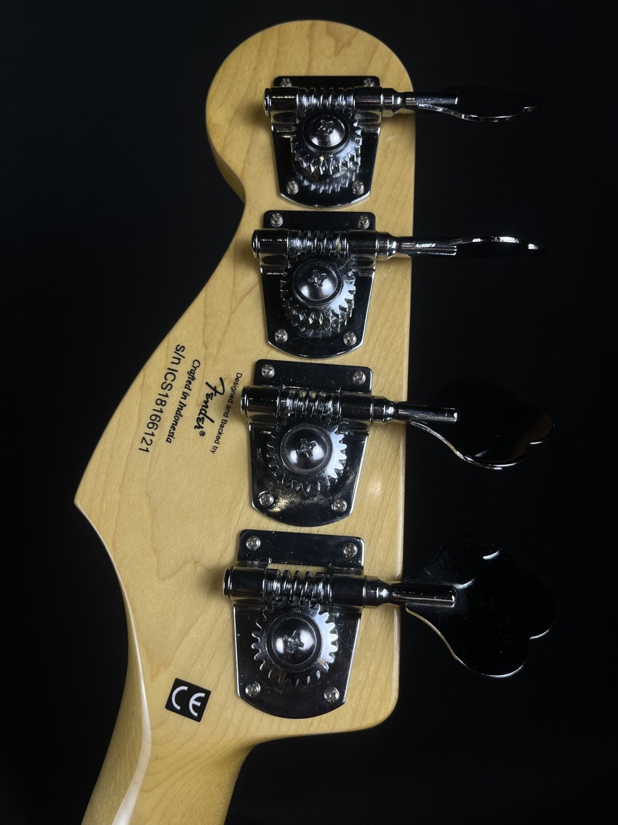 Squier USED Squier Vintage Modified 70's Jazz bass OWT w/Bag - CONSIGNMENT - Used