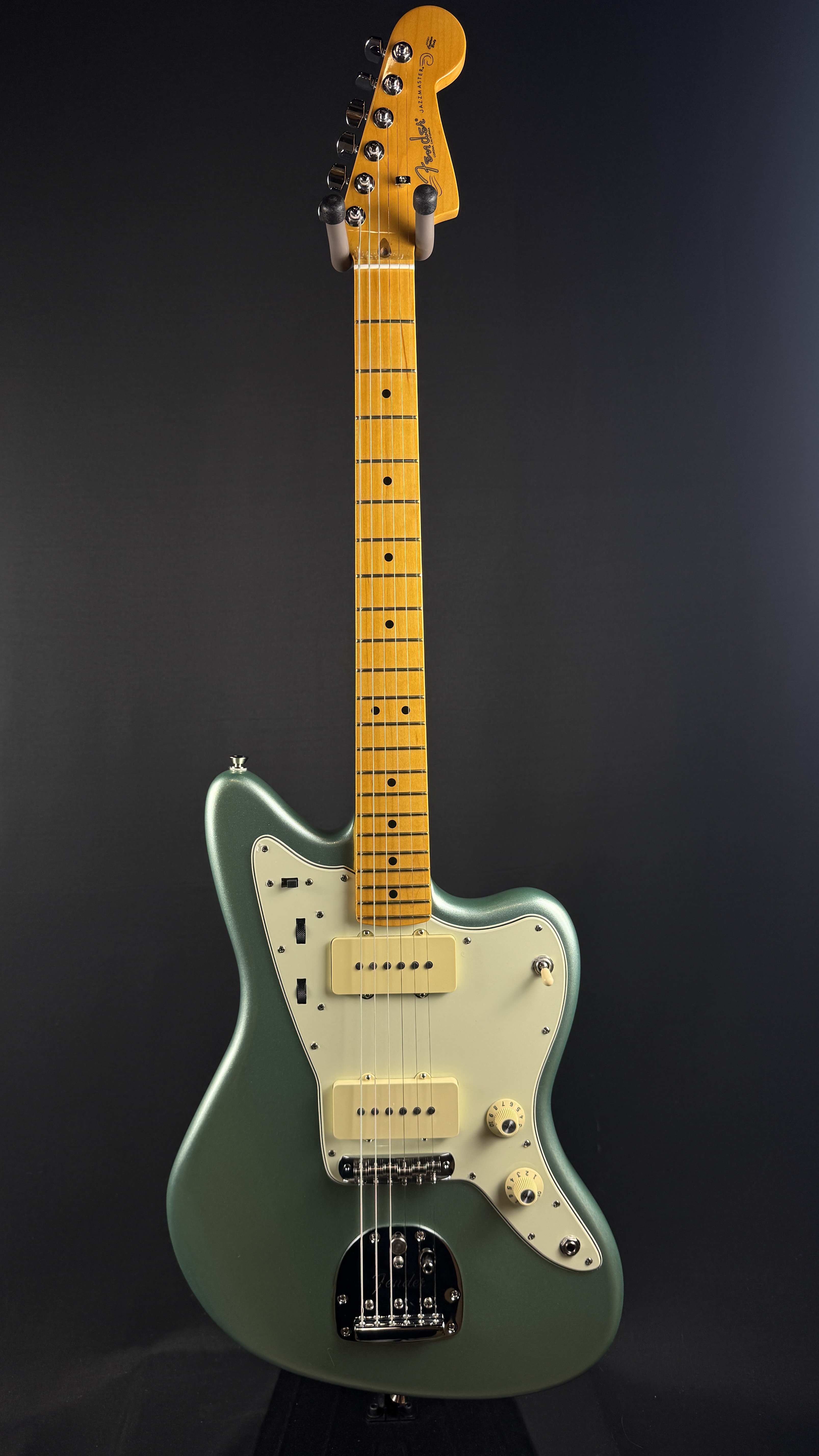 USED Fender American Pro II Jazzmaster,  &hellip;