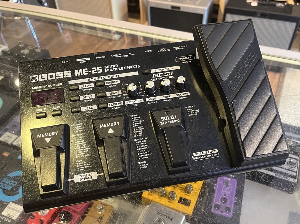 USED BOSS ME-25 Multi Effects Guitar Processor