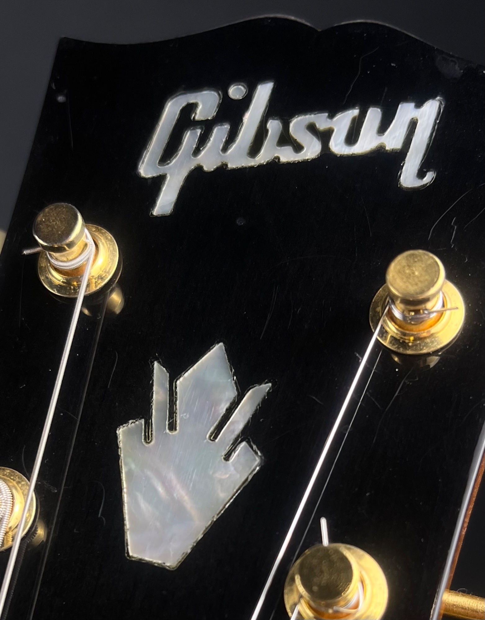 Gibson USED Gibson 1998 Nighthawk ST-2 Standard w/OHSC - CONSIGNMENT - Used